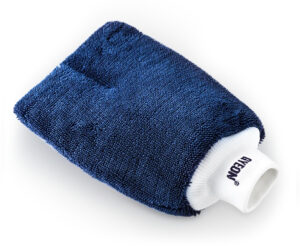כפפת ניגוב GYEON Q2M Silk Mitt