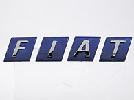 סמל פיאט כיתוב FIAT כחול