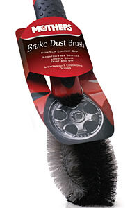 מברשת לניקוי אבק בלמים מג'נטים Mothers Brake Dust Brush