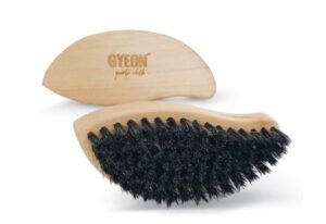 מברשת לניקוי עור GYEON Q2M LeatherBrush